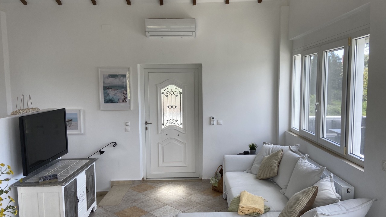 Photo of Livingroom in Agios Ioannis
