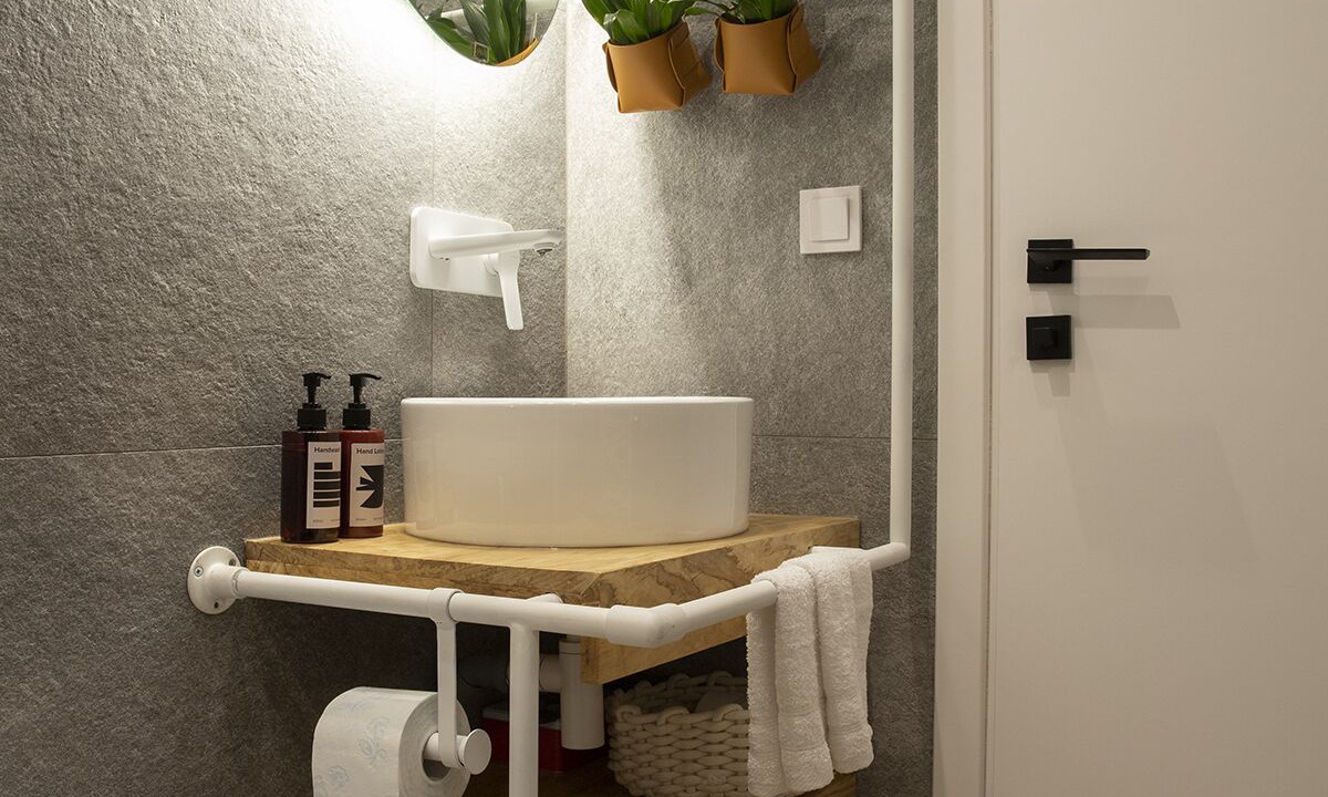 Photo of Bathroom in Dio-Olympos