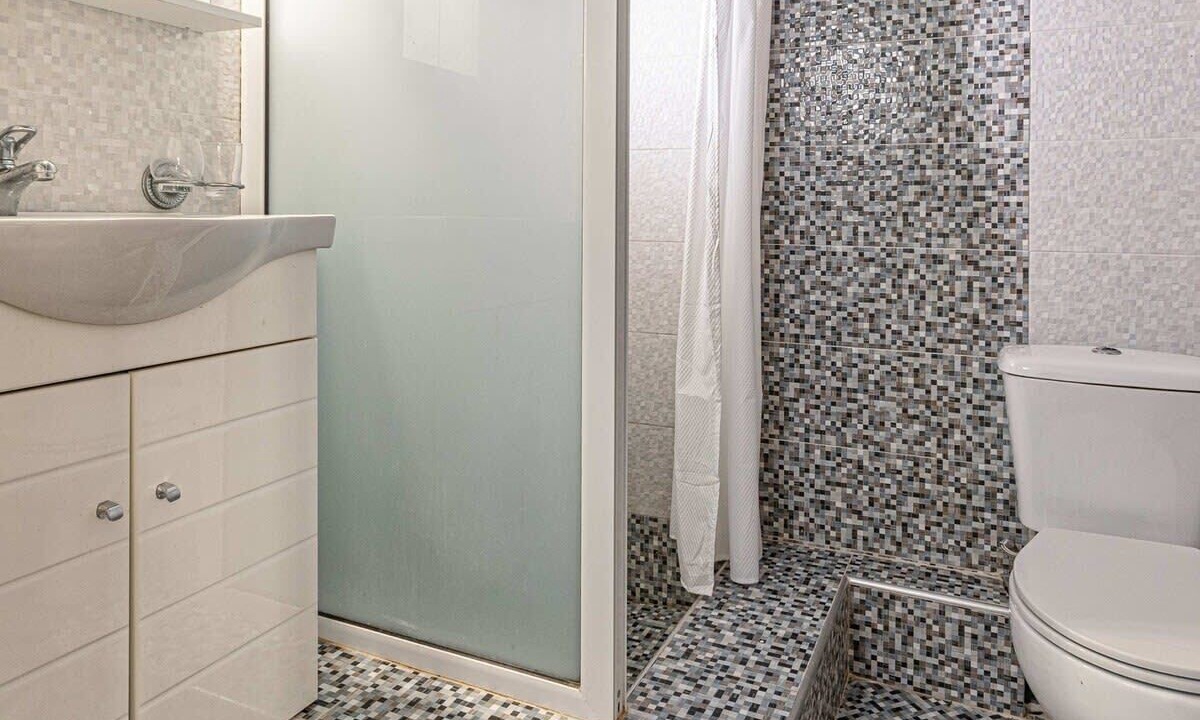 Photo of Bathroom in Rhodes Old Town