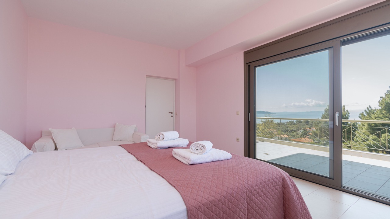 Photo of Bedroom in Neos Marmaras