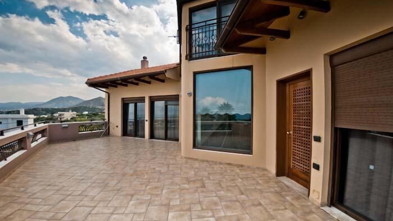 Photo of Patio Balcony in Katsikia