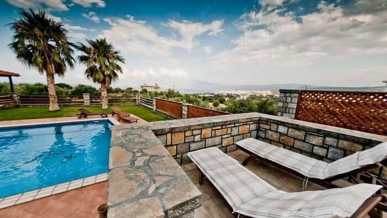 Photo of Outdoor in Katsikia