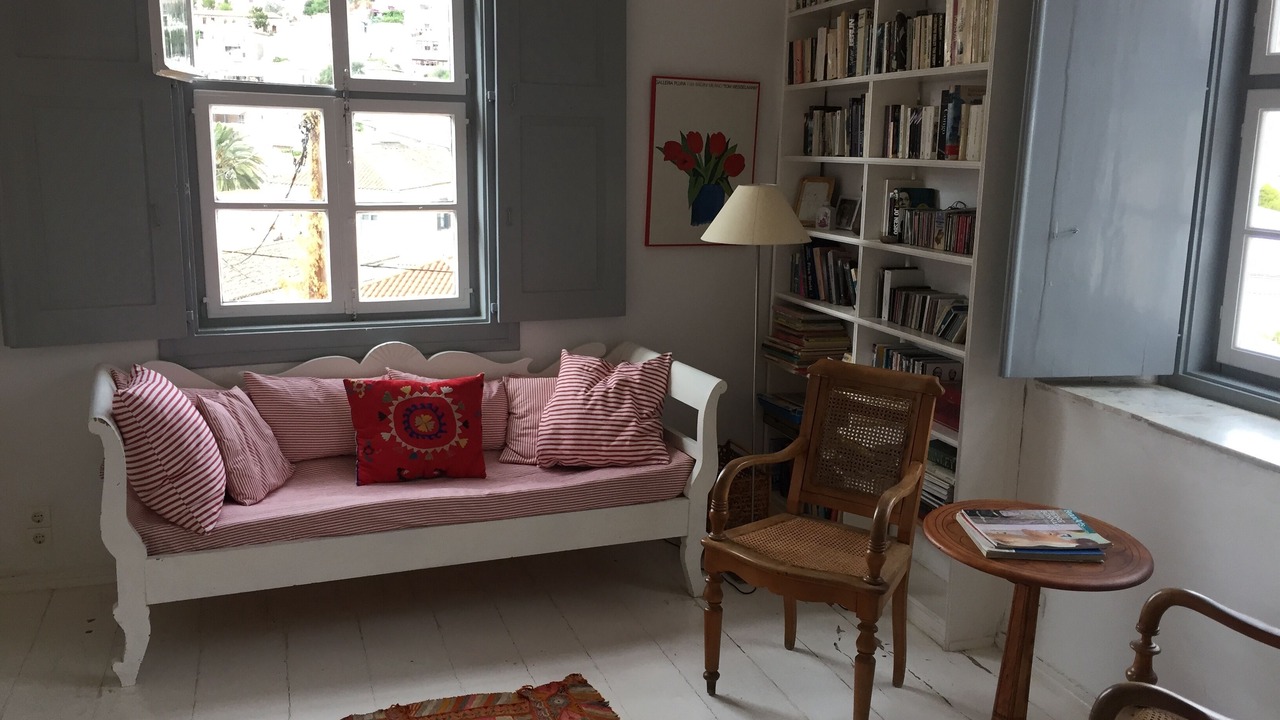Photo of Livingroom in idhra
