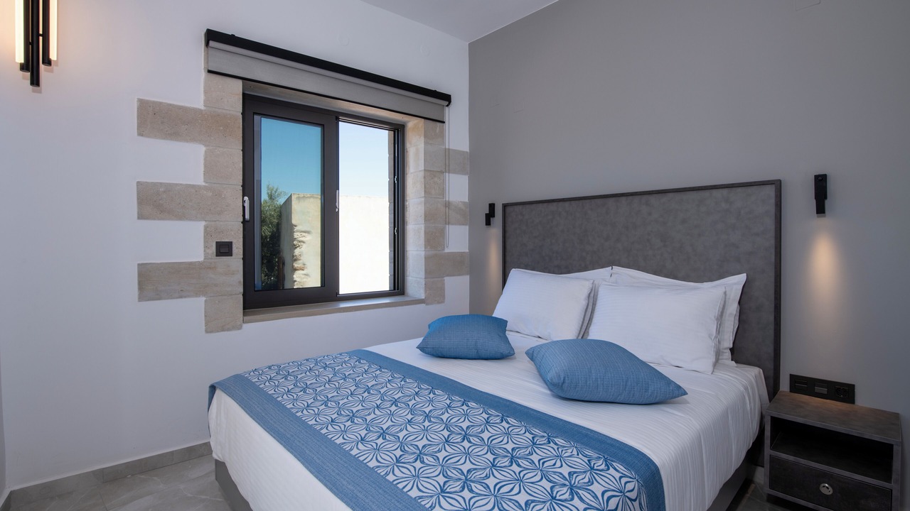 Photo of Bedroom in Makhairoi