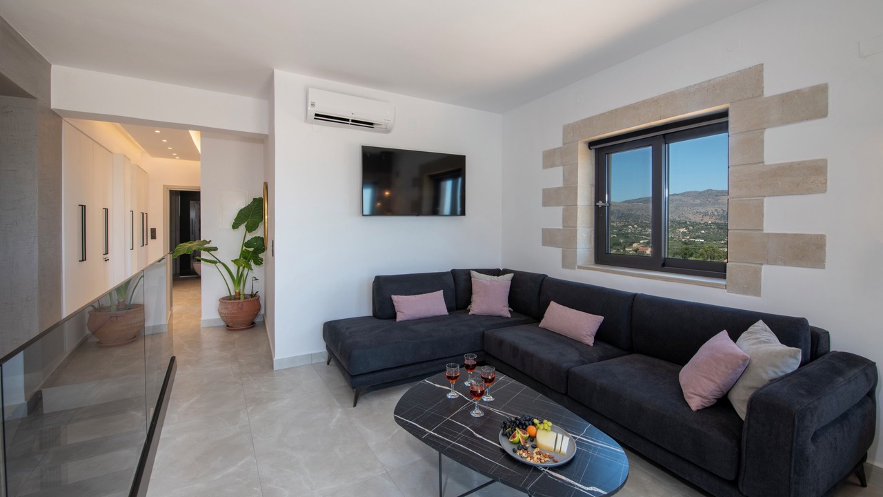 Photo of Livingroom in Makhairoi