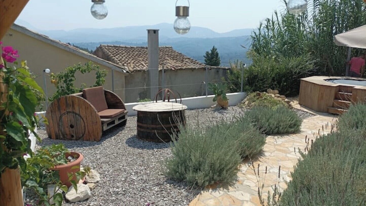Photo of Patio Balcony in Agios Georgios
