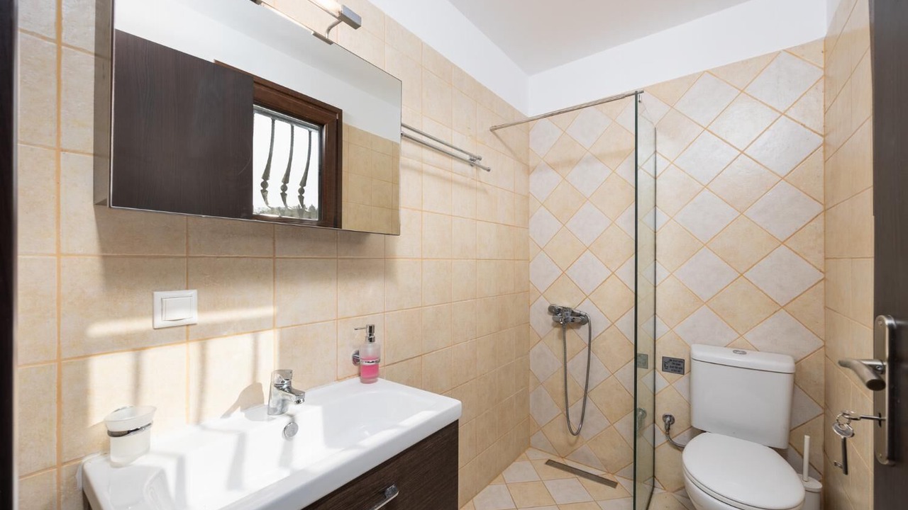 Photo of Bathroom in Lakka