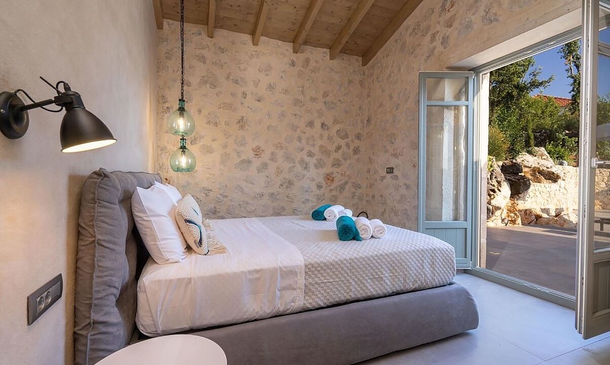 Photo of Bedroom in Assos