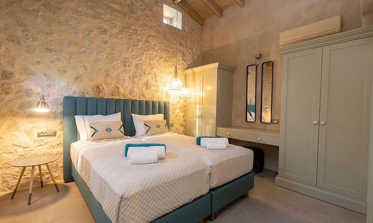 Photo of Bedroom in Assos