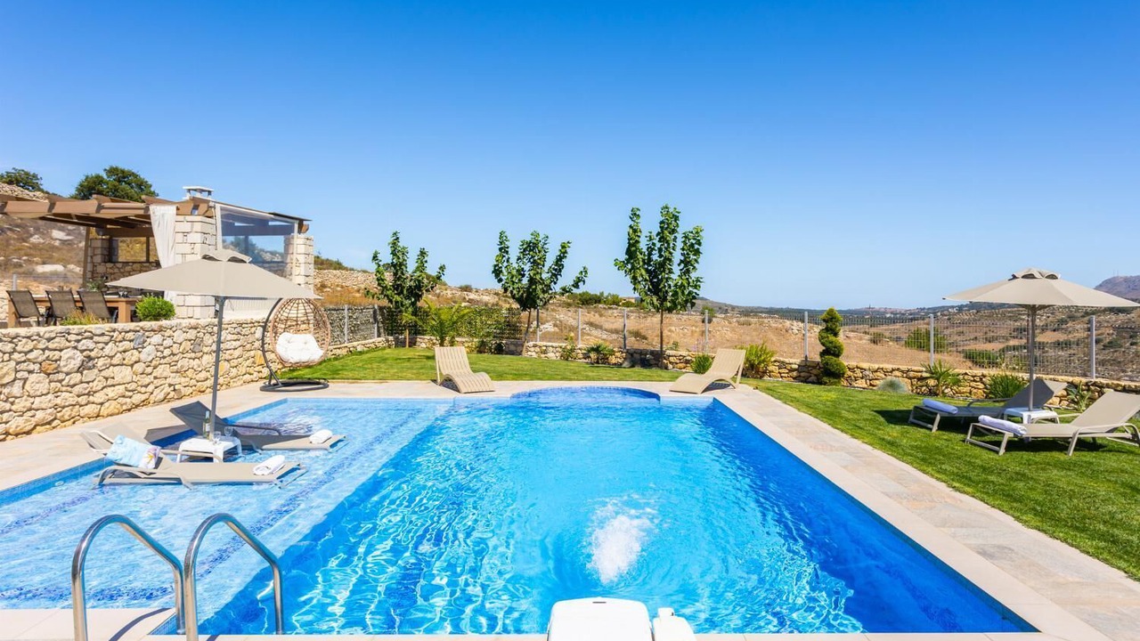 Photo of Outdoor in Monopari
