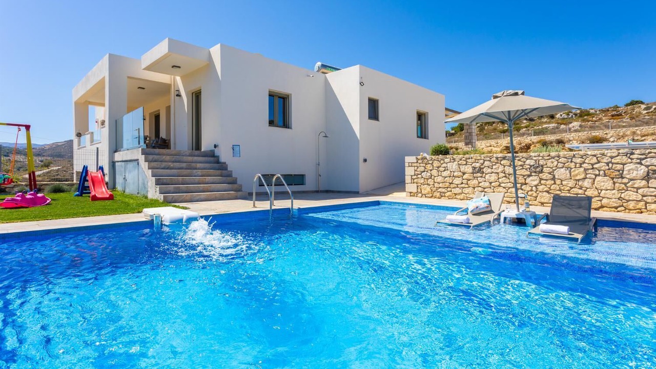 Photo of Outdoor in Monopari