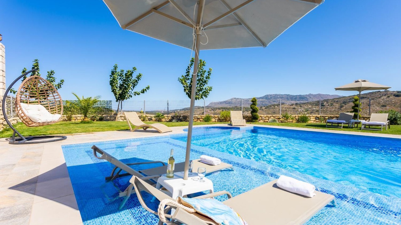 Photo of Outdoor in Monopari