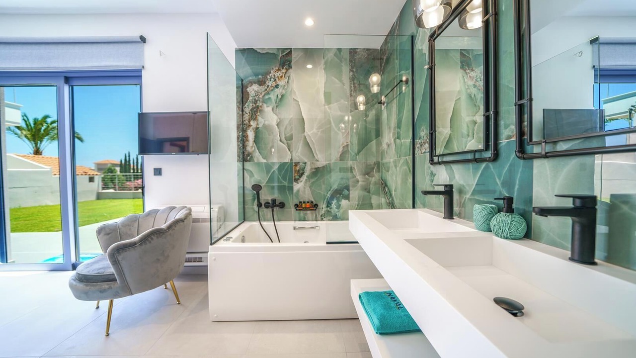 Photo of Bathroom in Tavronitis