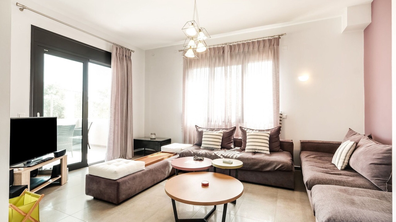 Photo of Livingroom in Platanes