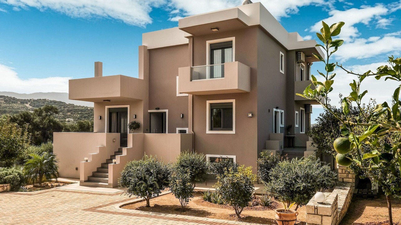 Photo of Outdoor in Platanes