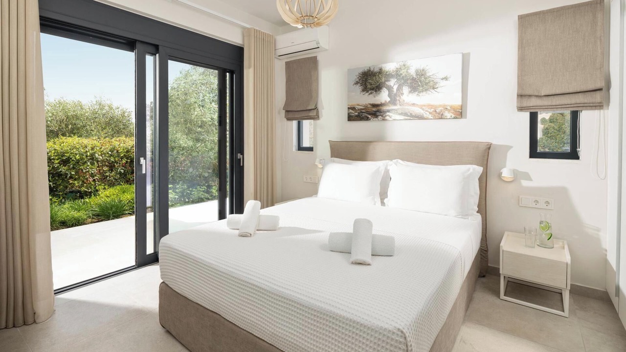 Photo of Bedroom in Agia Pelagia Chlomou