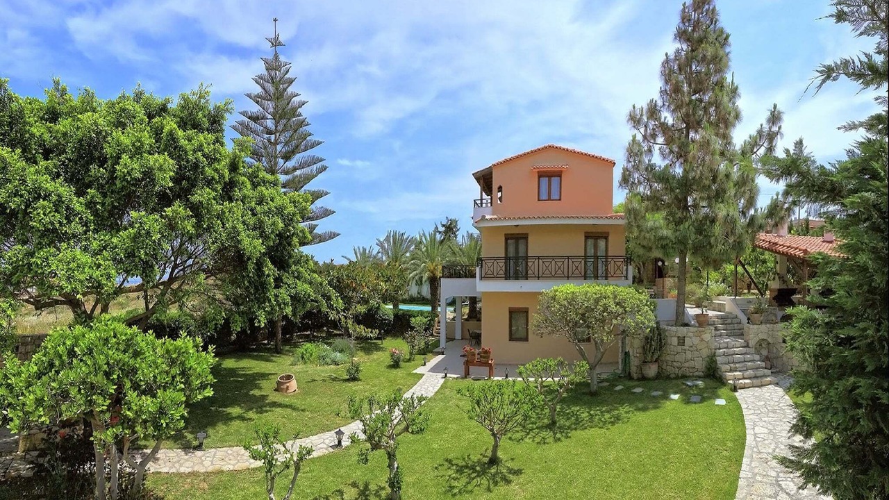 Photo of Outdoor in Karteros