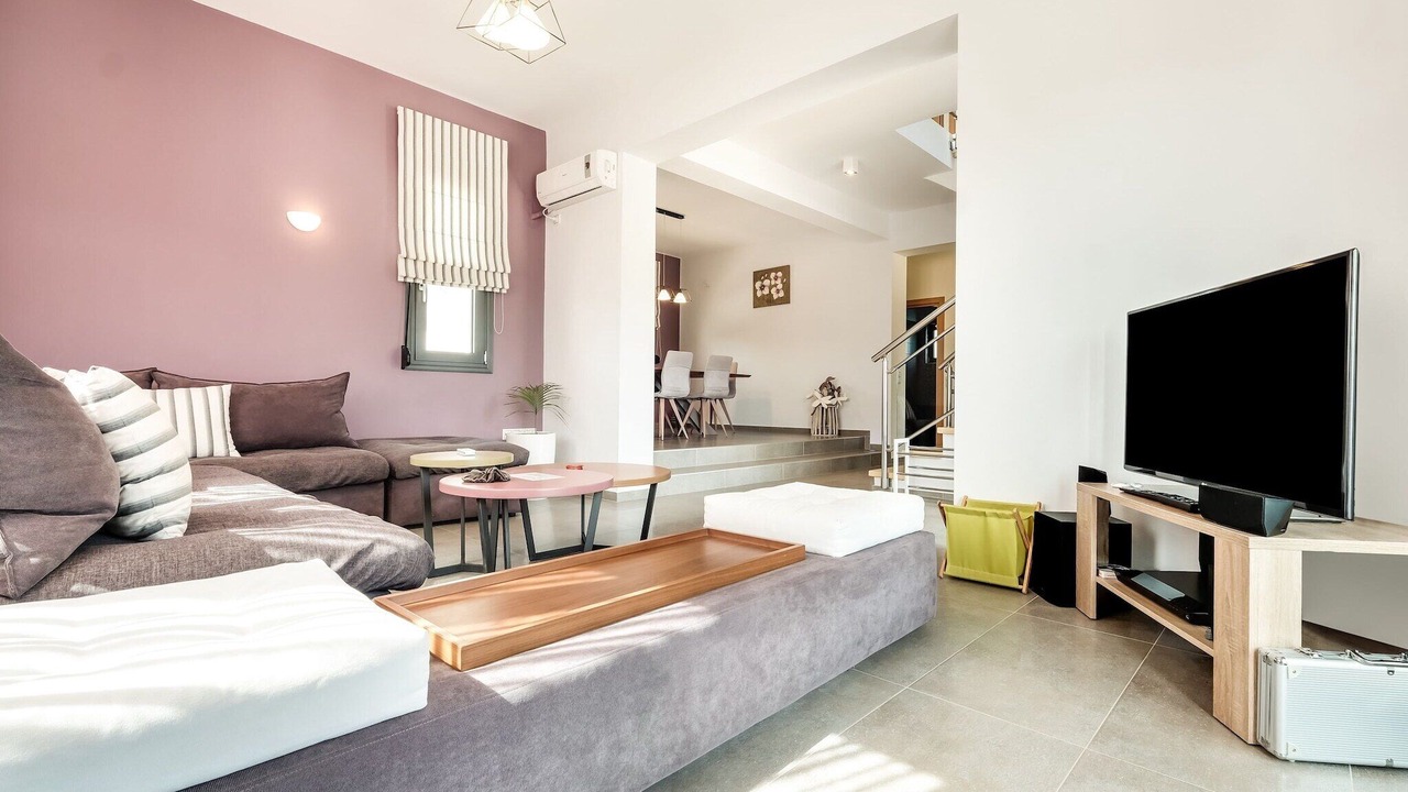 Photo of Livingroom in Platanes