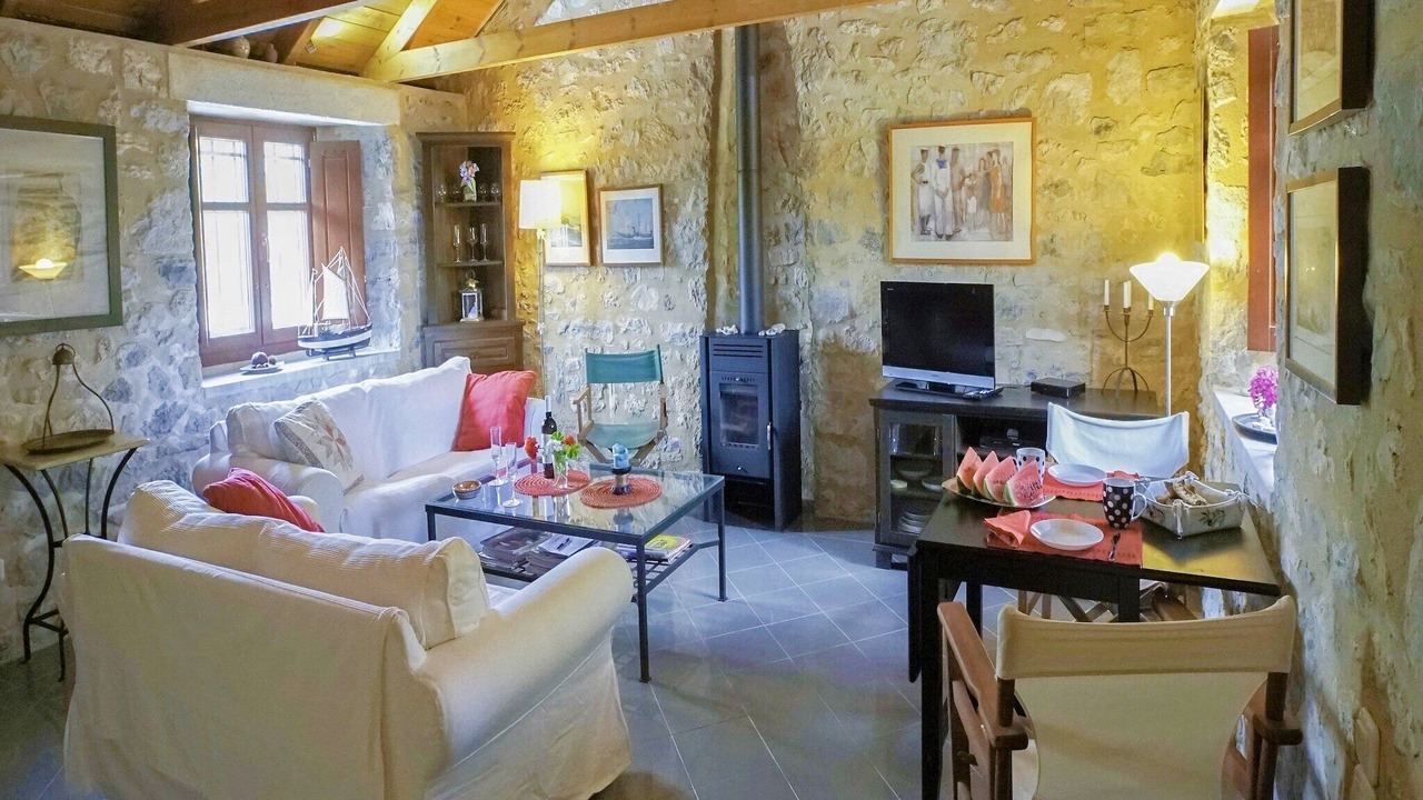 Photo of Livingroom in Fokiano