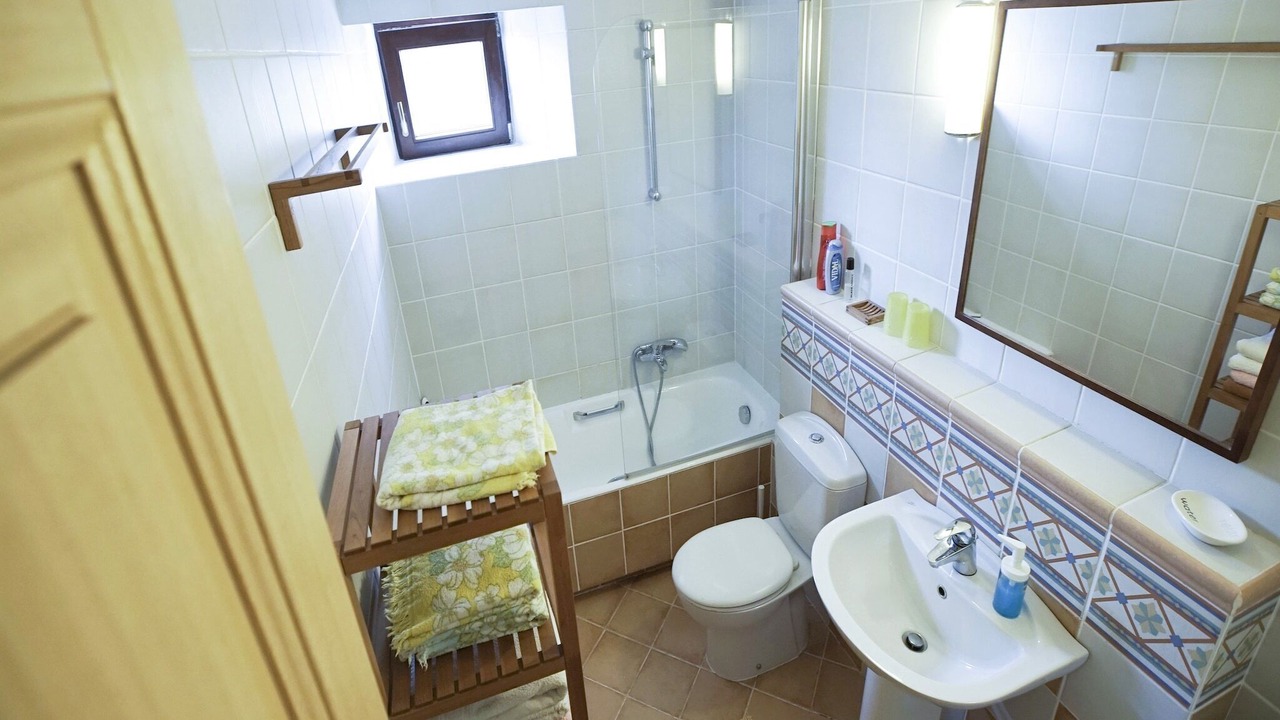 Photo of Bathroom in Fokiano