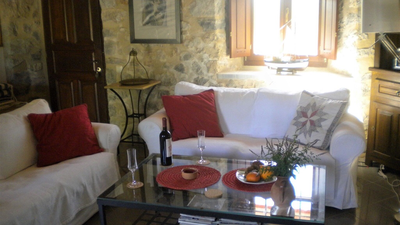 Photo of Livingroom in Fokiano