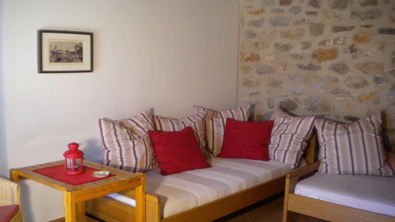 Photo of Livingroom in Fokiano