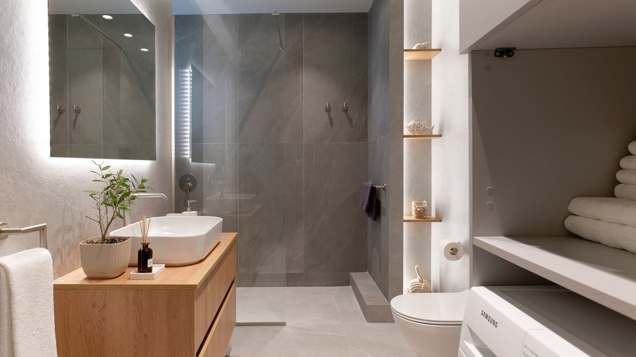 Photo of Bathroom in Makrigianni
