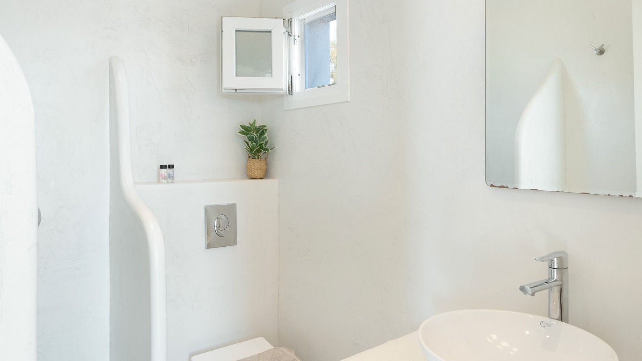 Photo of Bathroom in Perivolos