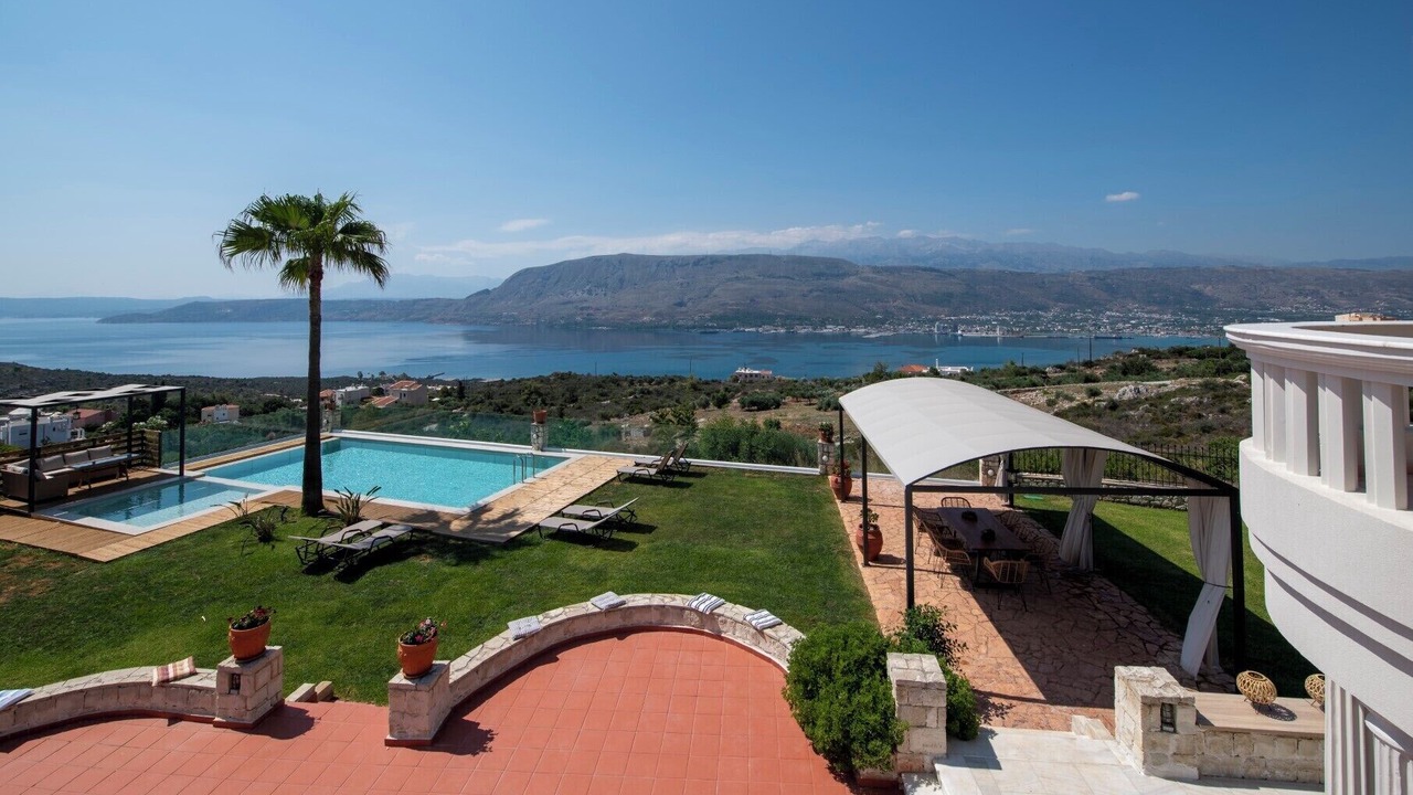 Photo of Outdoor in Pitharion