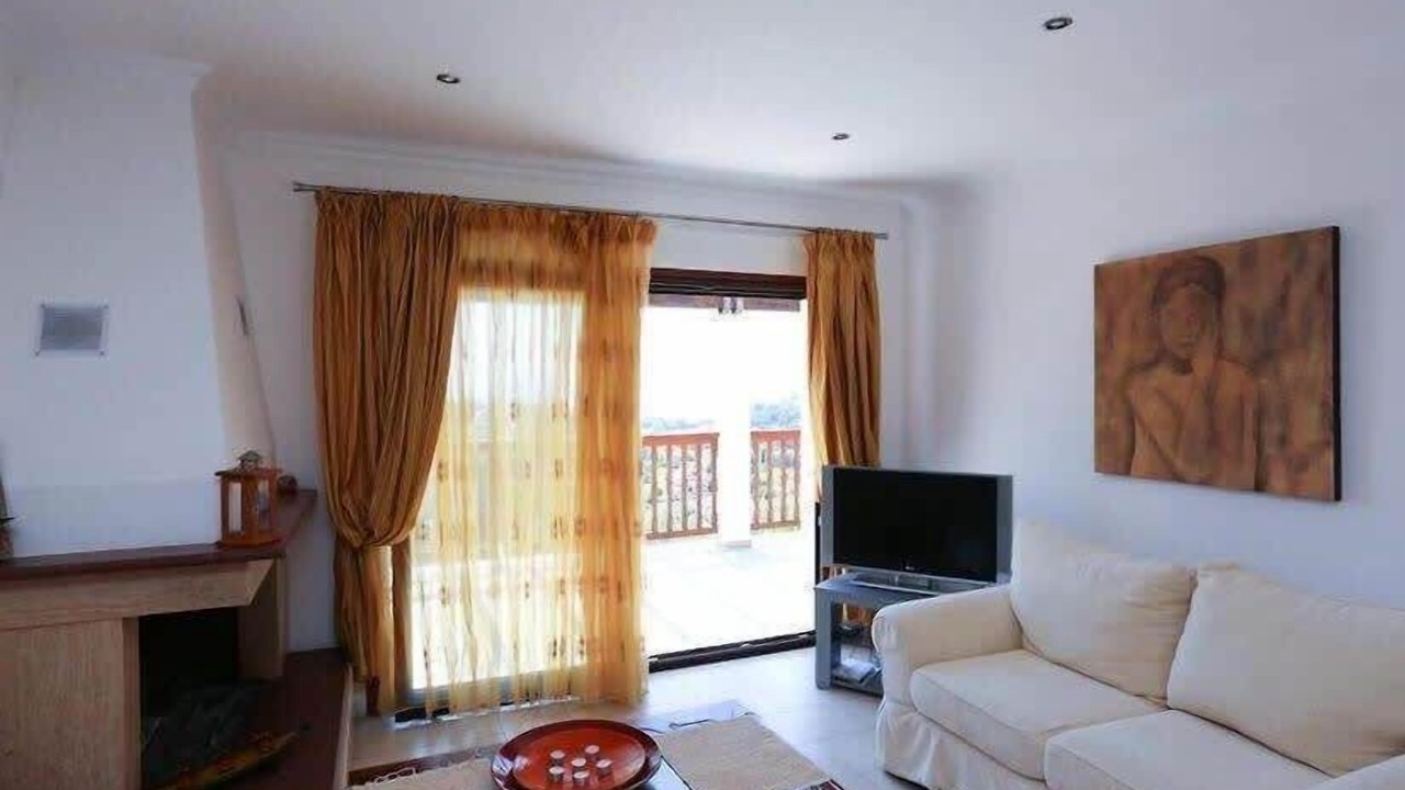 Photo of Livingroom in Troulos