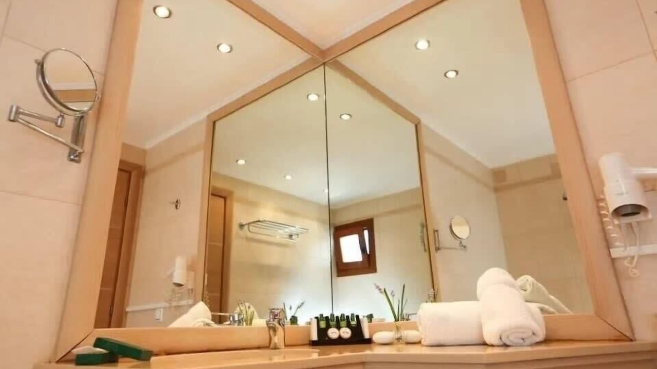 Photo of Bathroom in Troulos