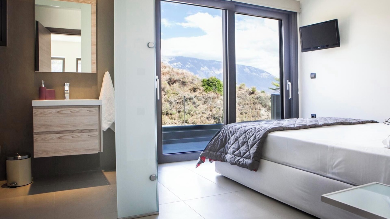 Photo of Bedroom in Leivathos