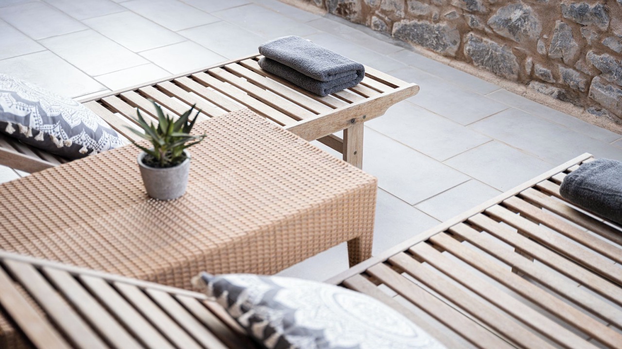 Photo of Patio Balcony in East Mani