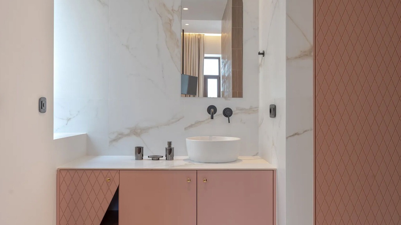 Photo of Bathroom in Mikro Metchi
