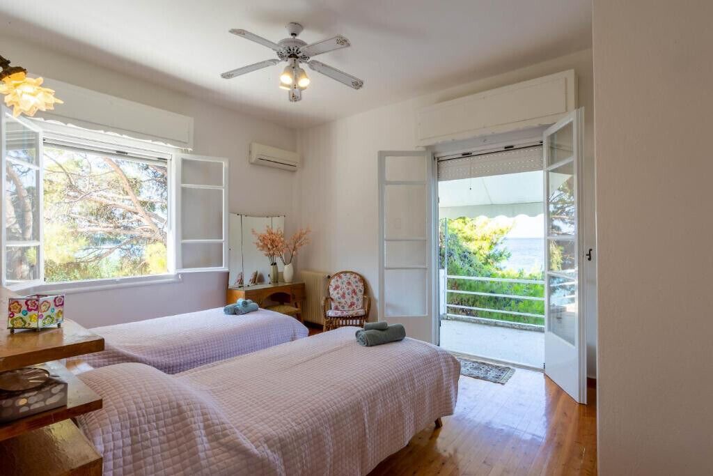 Photo of Bedroom in Diasella
