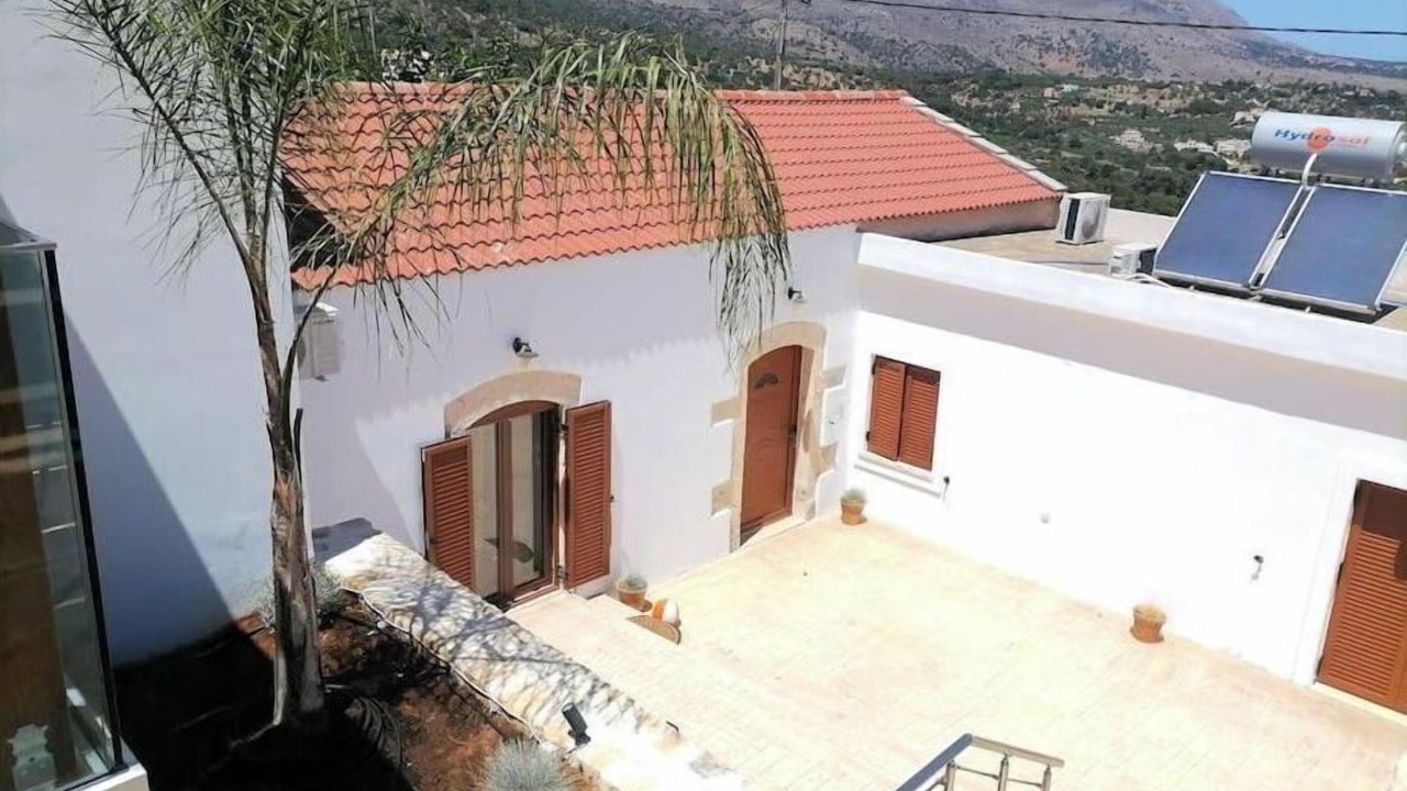 Photo of Outdoor in Makhairoi