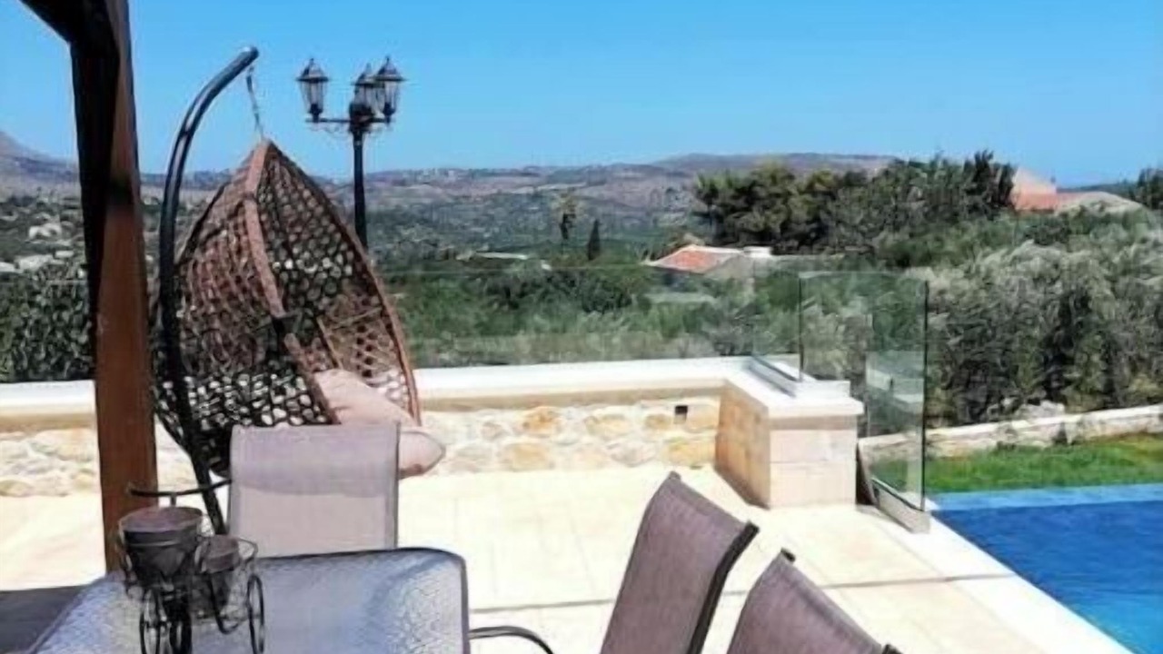 Photo of Outdoor in Makhairoi