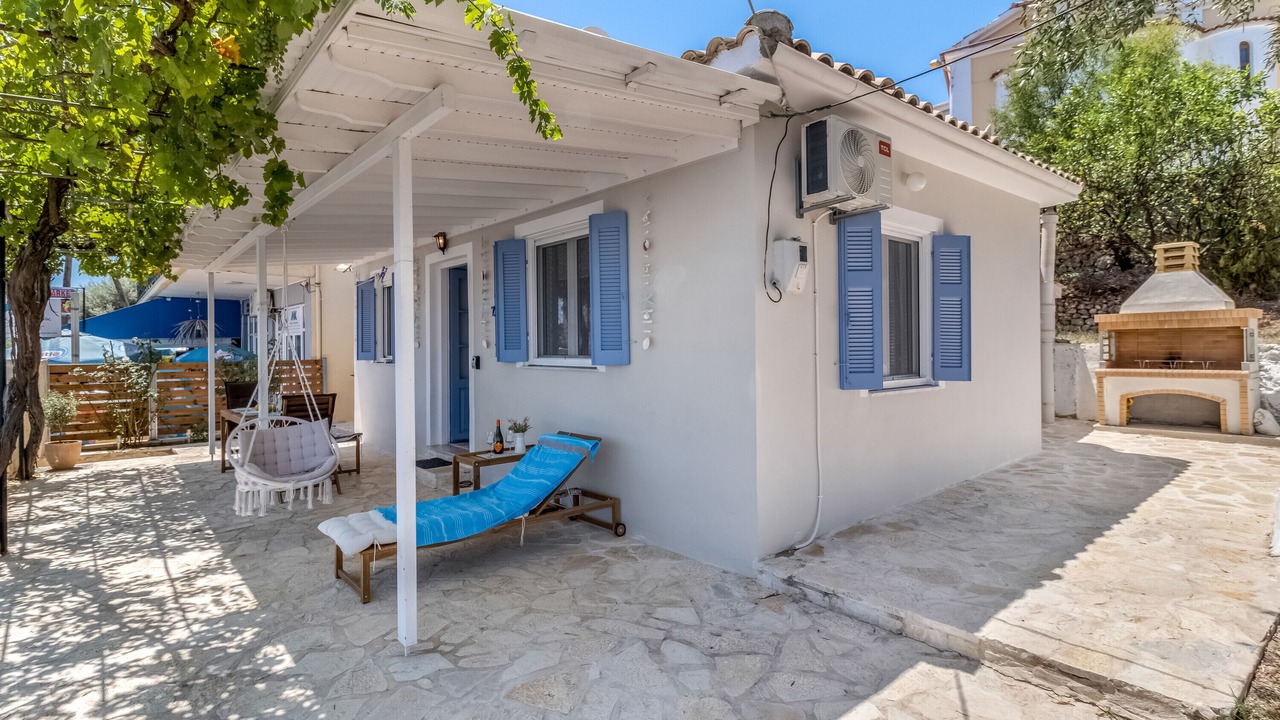 Photo of Patio Balcony in Perigiali
