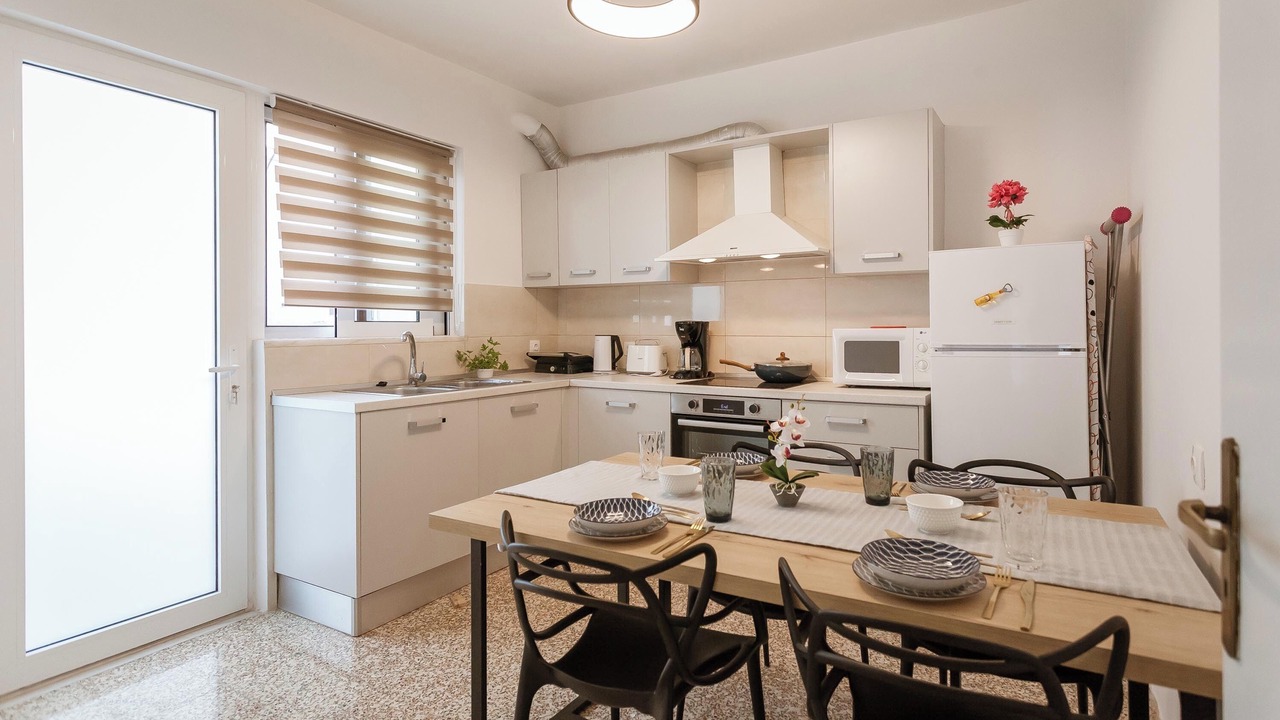 Photo of Kitchen in Petaloudes