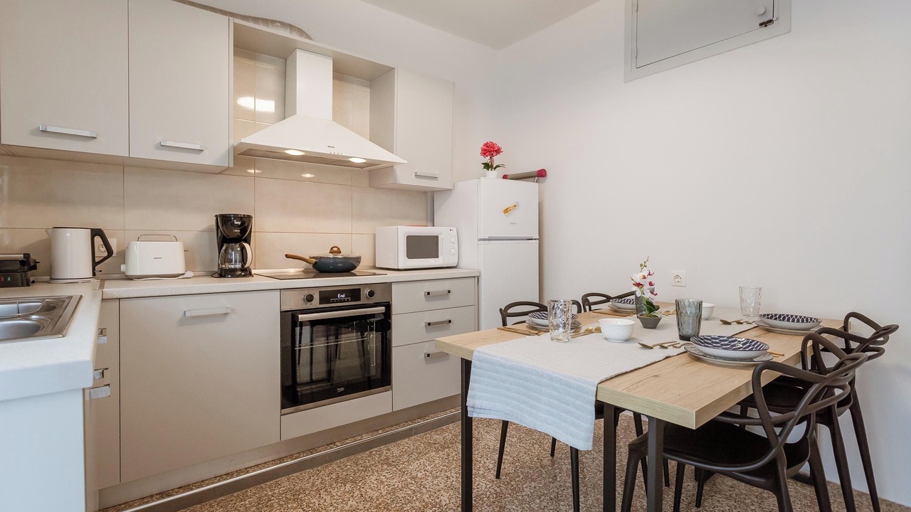 Photo of Kitchen in Petaloudes