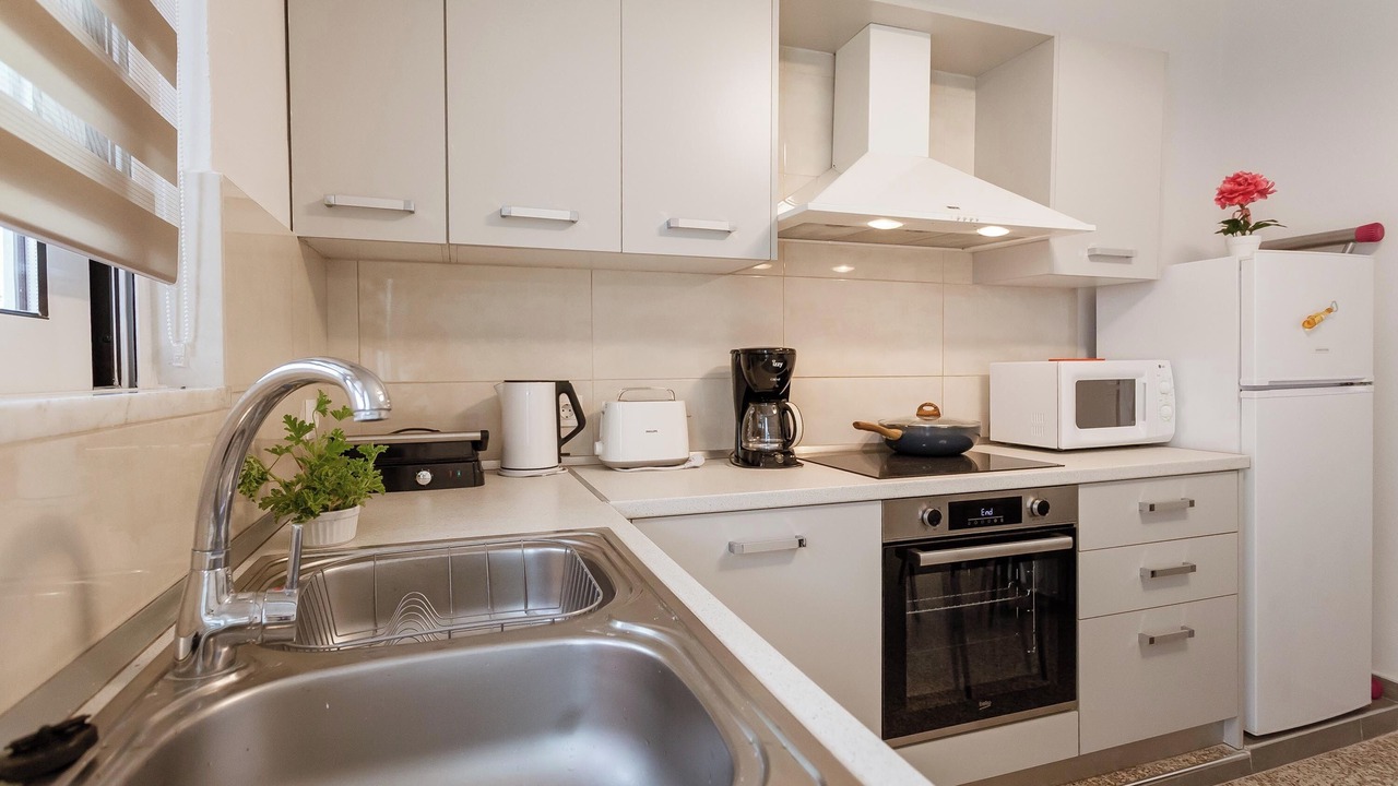 Photo of Kitchen in Petaloudes