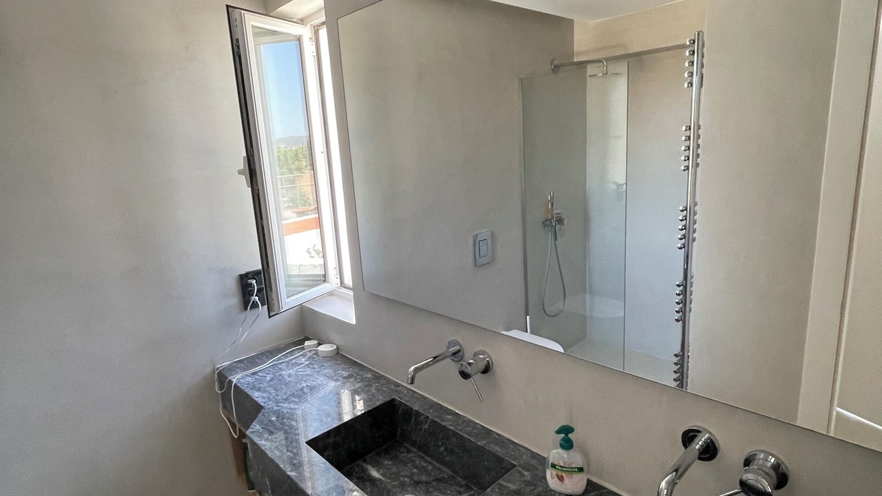 Photo of Bathroom in Marathon