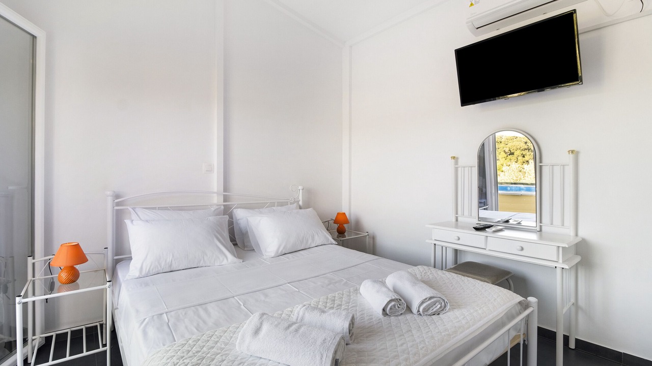 Photo of Bedroom in Katomerion