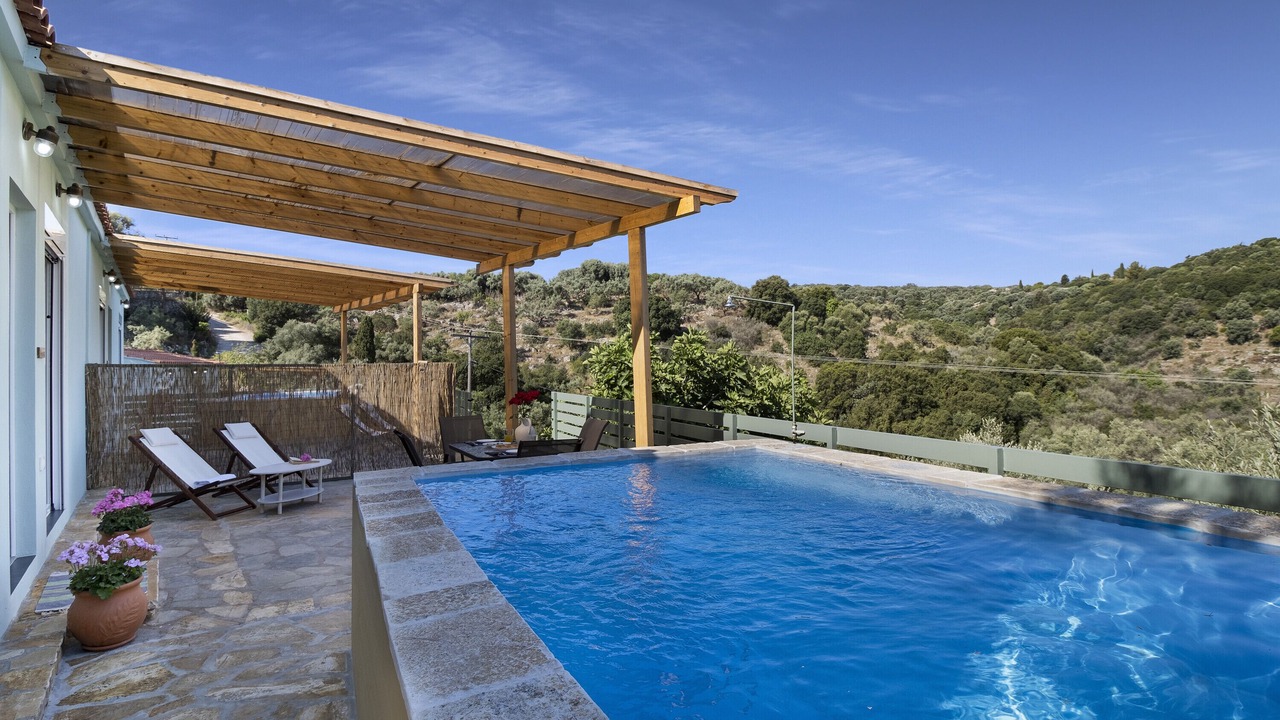 Photo of Outdoor in Katomerion