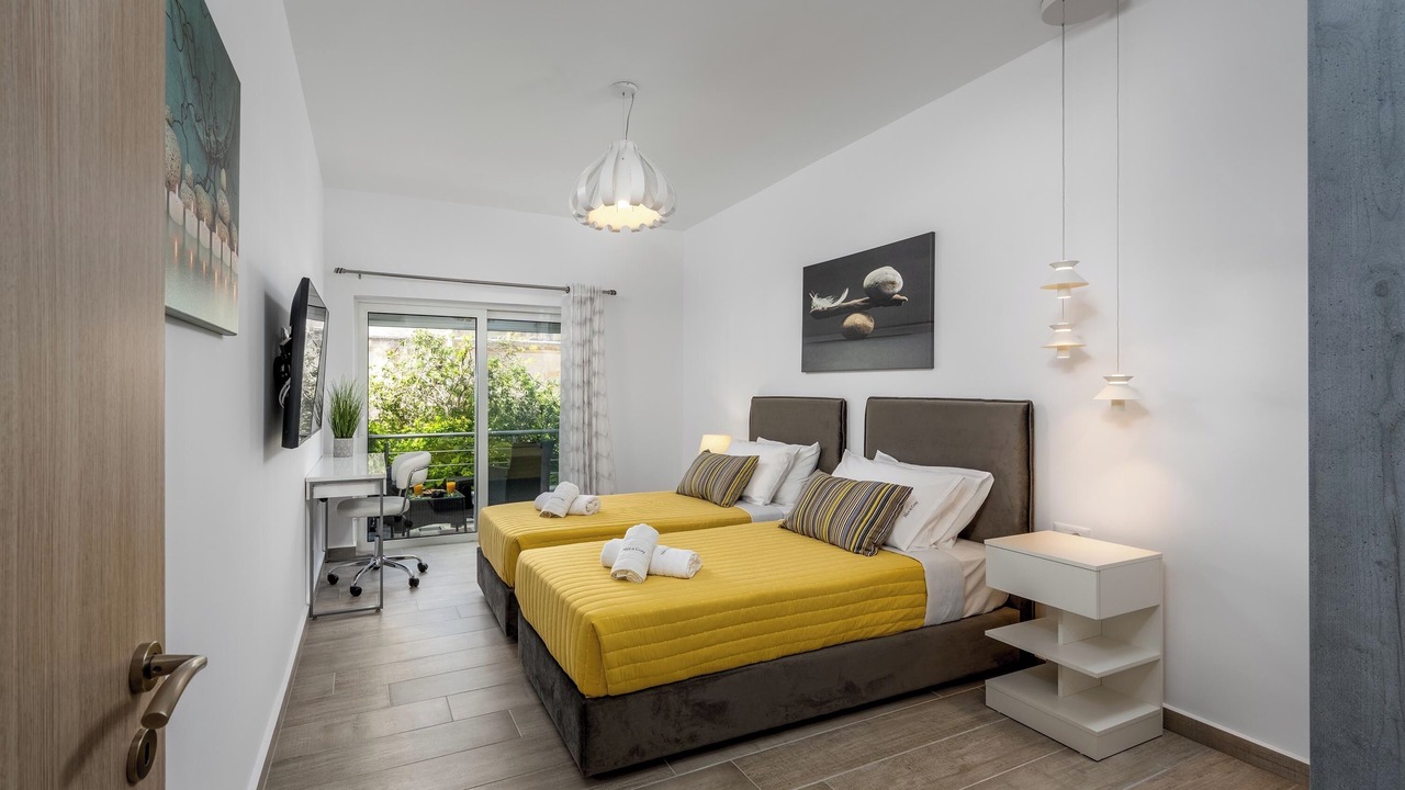 Photo of Bedroom in Petaloudes