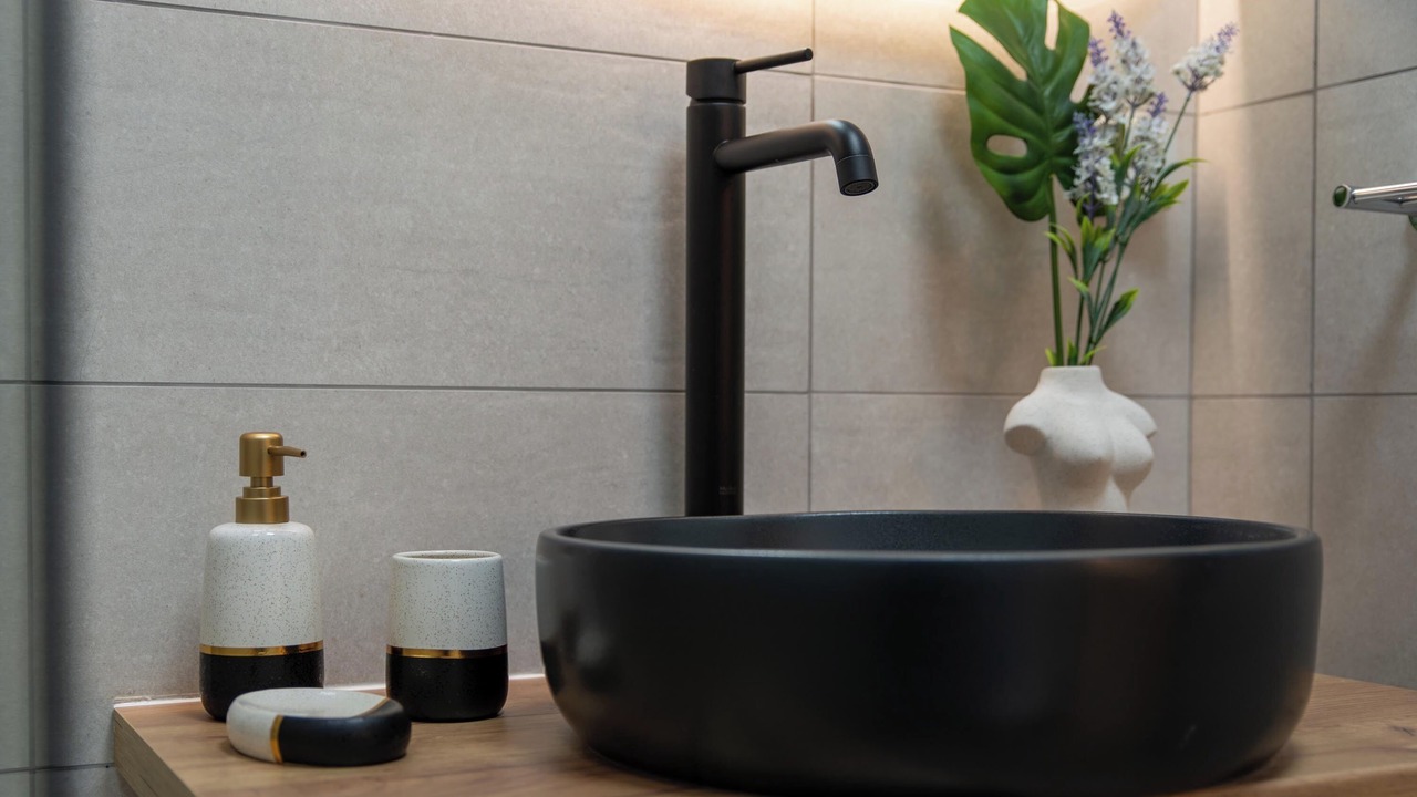 Photo of Bathroom in Petaloudes