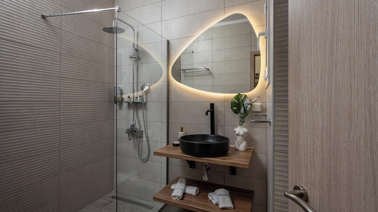 Photo of Bathroom in Petaloudes