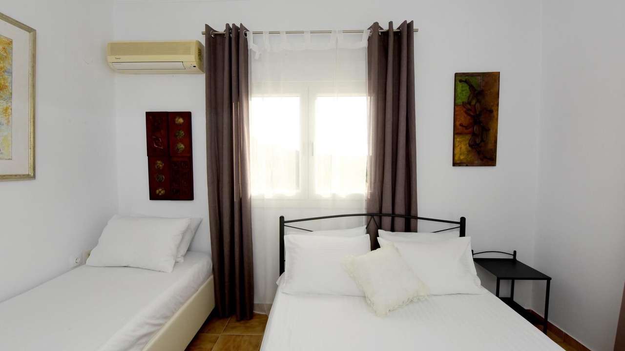 Photo of Bedroom in Kamiros
