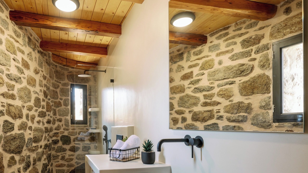 Photo of Bathroom in Naxos