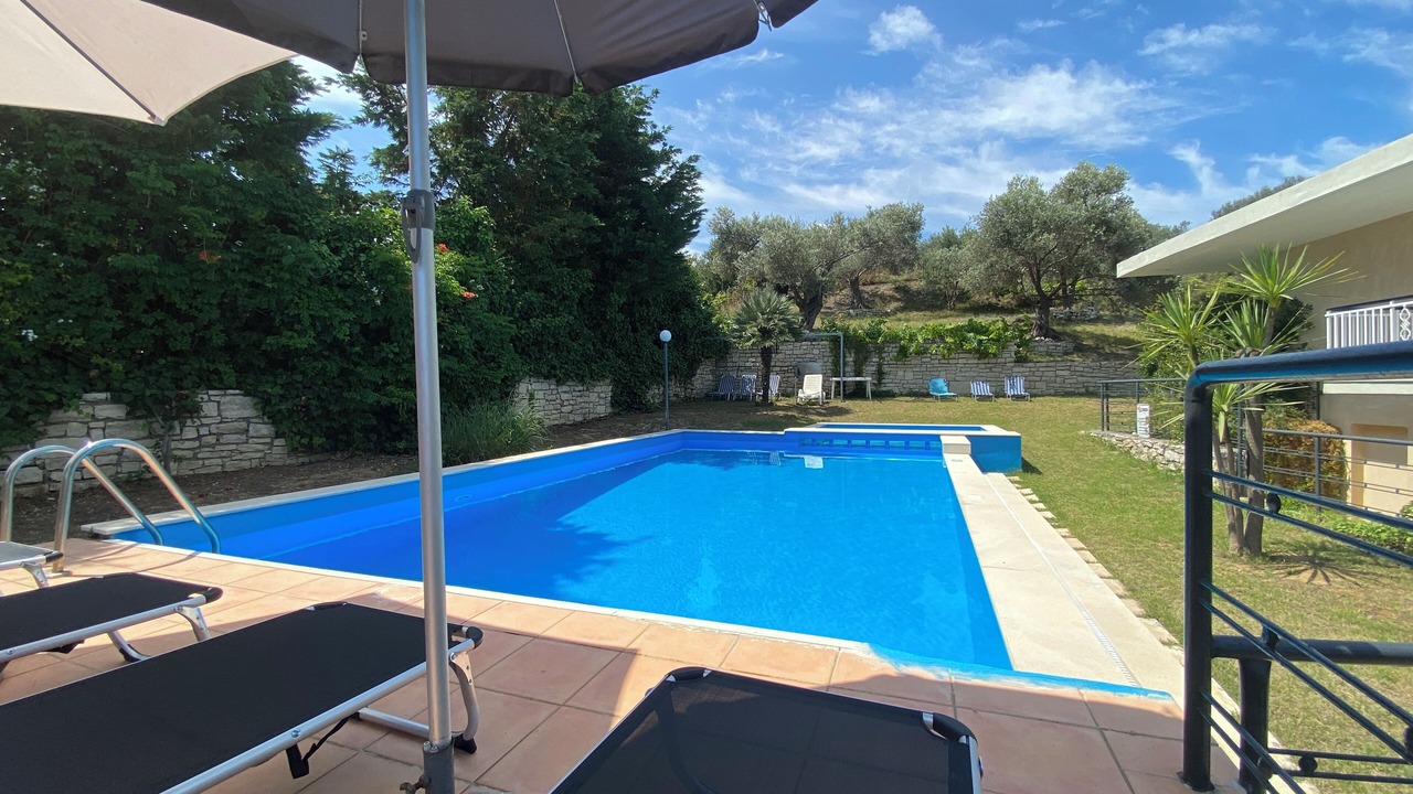 Photo of Outdoor in Adelianos Kampos